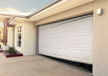 24 hour garage door repair in North Hollywood